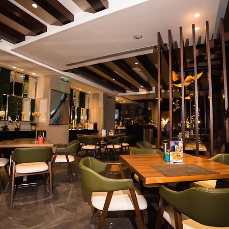 The Compass Hotel Amman Eksteriør billede