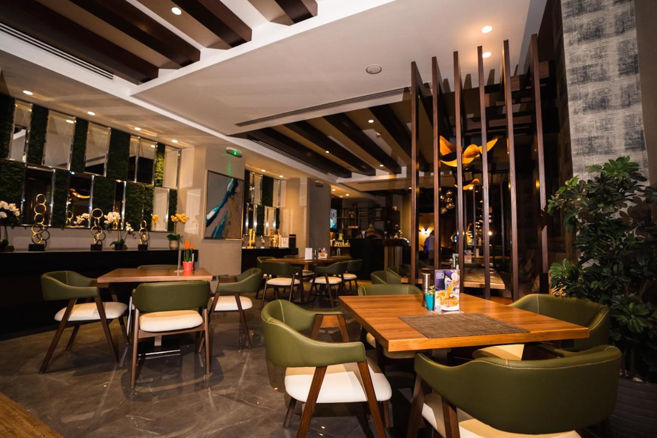 The Compass Hotel Amman Eksteriør billede