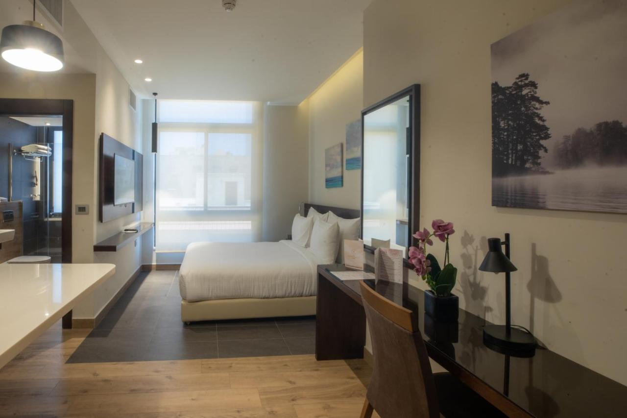 The Compass Hotel Amman Eksteriør billede